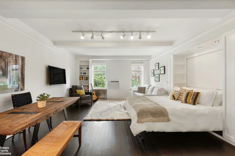 Unit for sale at 410 W 24TH Street, Manhattan, NY 10011