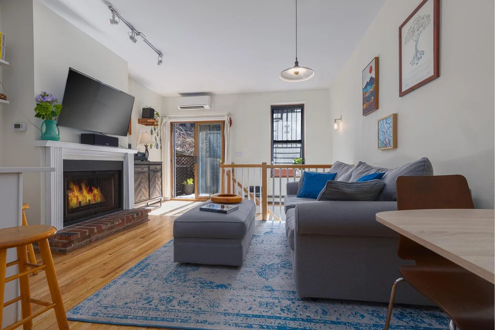 Unit for sale at 286 ST JOHNS Place, Brooklyn, NY 11238