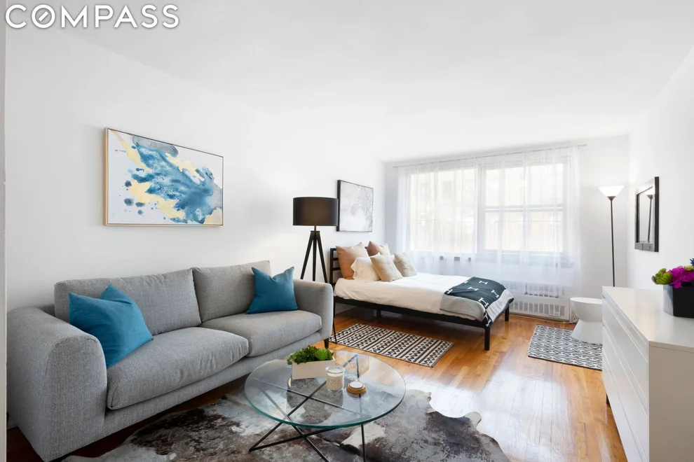 Unit for sale at 212 E 77th Street, Manhattan, NY 10075