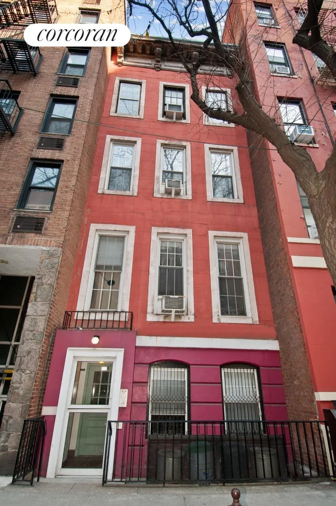Unit for sale at 313 W 55TH Street, Manhattan, NY 10019