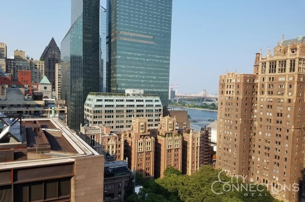 Unit for sale at 320 E 42nd Street, Manhattan, NY 10017