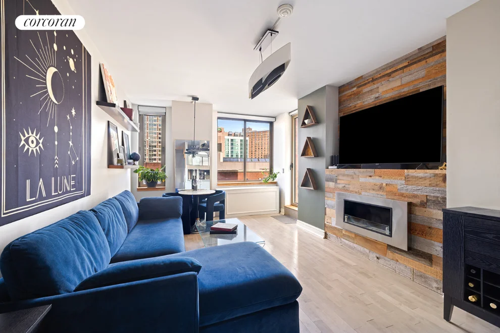 Unit for sale at 400 E 90TH Street, Manhattan, NY 10128