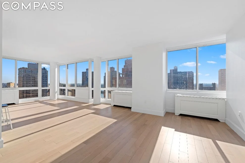 Unit for sale at 389 E 89th Street, Manhattan, NY 10128