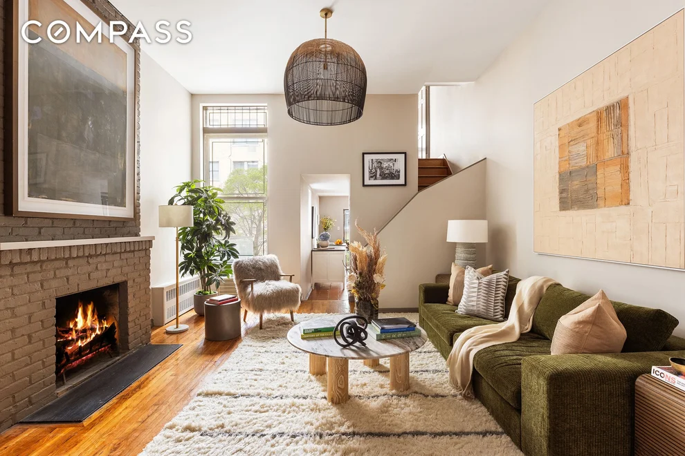 Unit for sale at 107 W 78th Street, Manhattan, NY 10024
