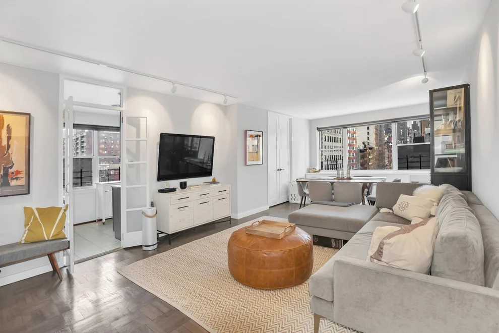 Unit for sale at 201 E 37TH Street, Manhattan, NY 10016