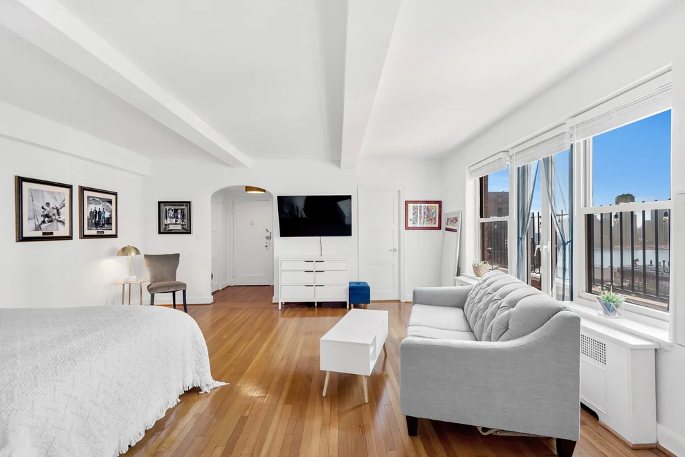 Unit for sale at 400 E 52ND Street, Manhattan, NY 10022