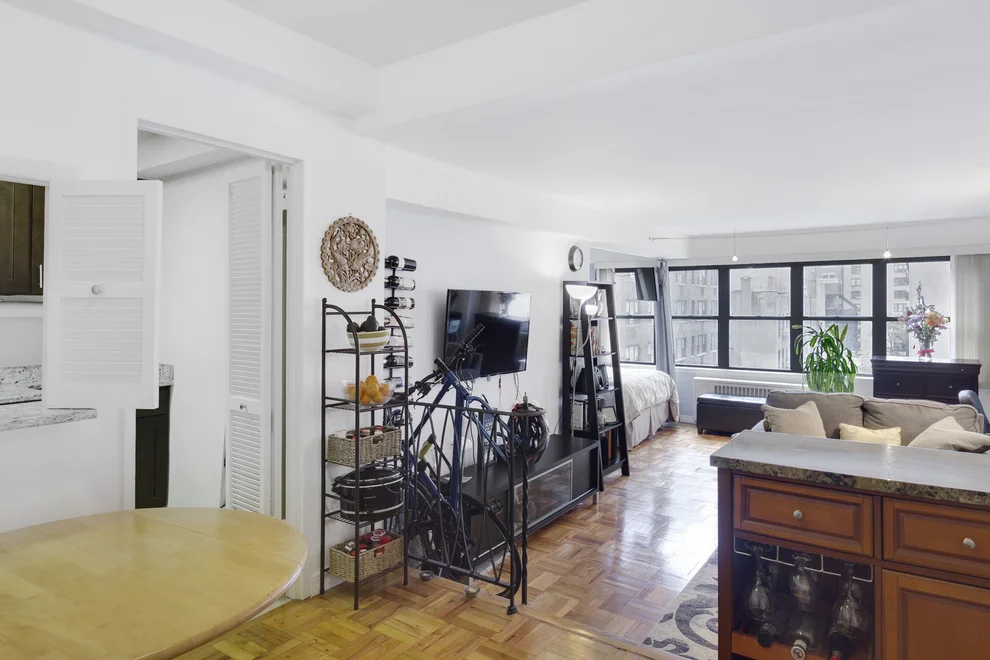 Unit for sale at 301 E 48TH Street, Manhattan, NY 10017
