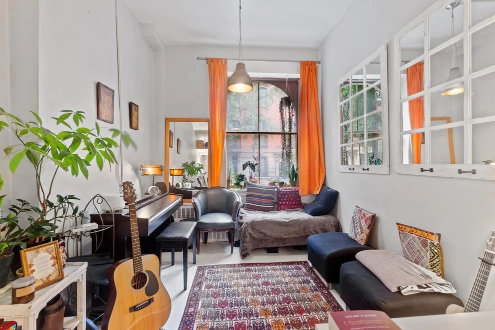 Unit for sale at 121 E 10th Street, Manhattan, NY 10003