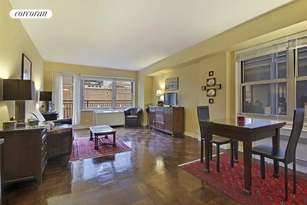 Unit for sale at 77 W 55th Street, Manhattan, NY 10019
