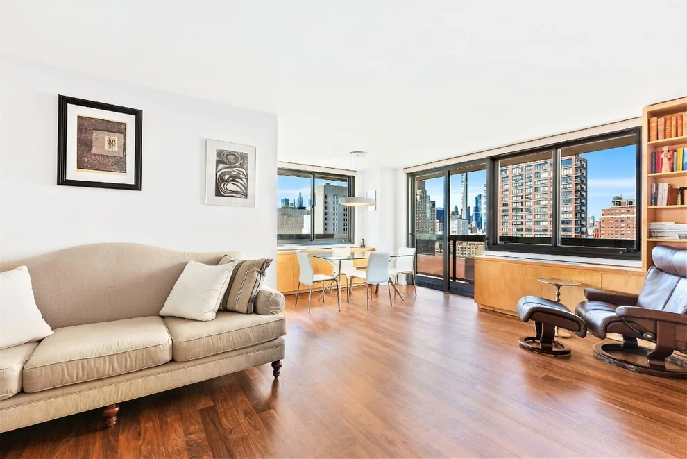 Unit for sale at 515 E 72nd Street, Manhattan, NY 10021