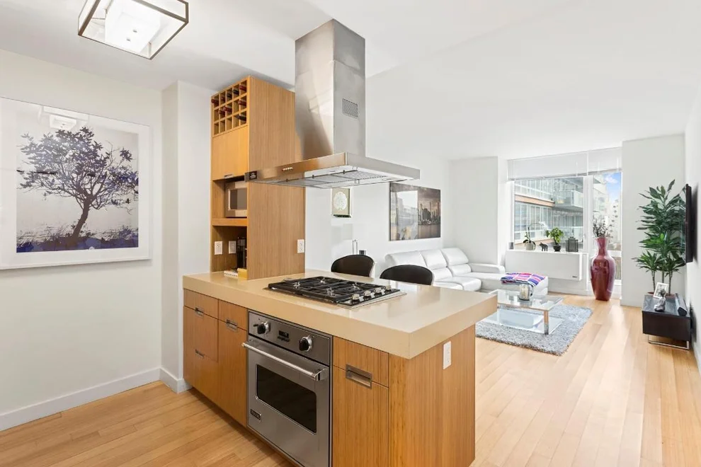 Unit for sale at 450 W 17th Street, Manhattan, NY 10011