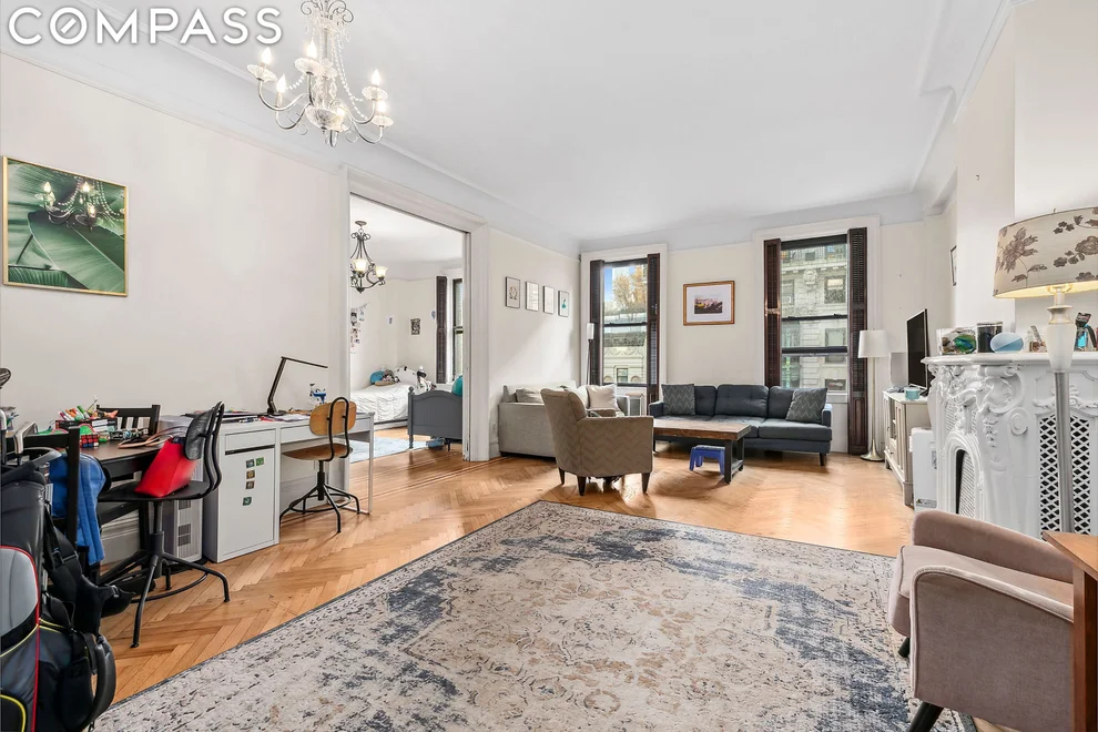 Unit for sale at 105 W 72nd Street, Manhattan, NY 10023