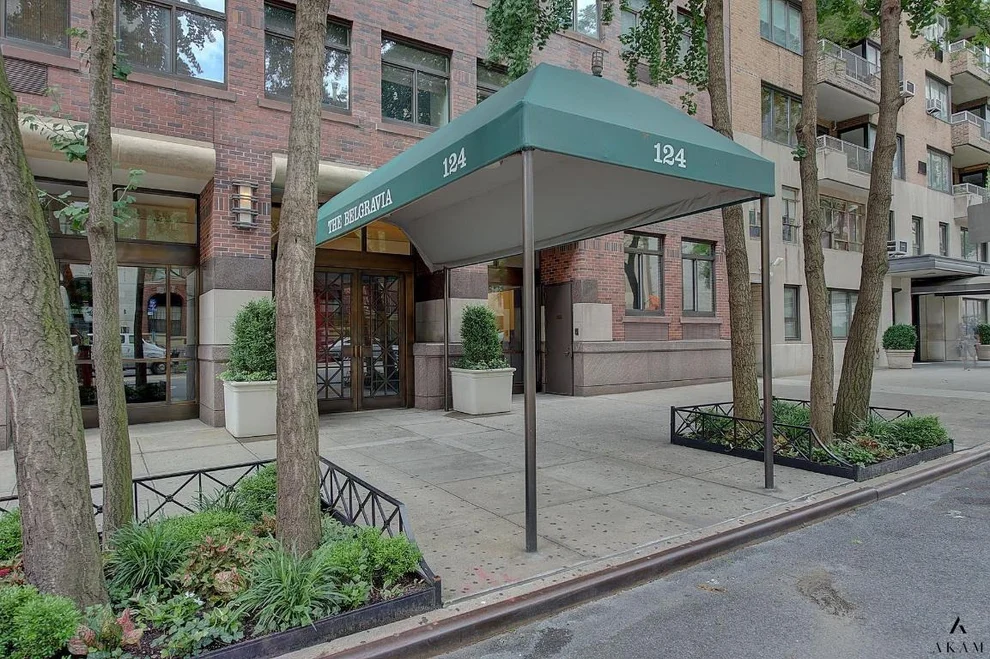 Unit for sale at 124 E 79th Street, Manhattan, NY 10075