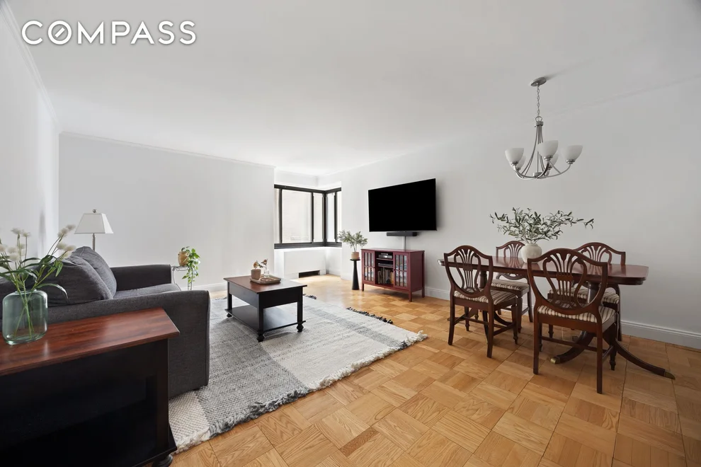 Unit for sale at 10 E End Avenue, Manhattan, NY 10075