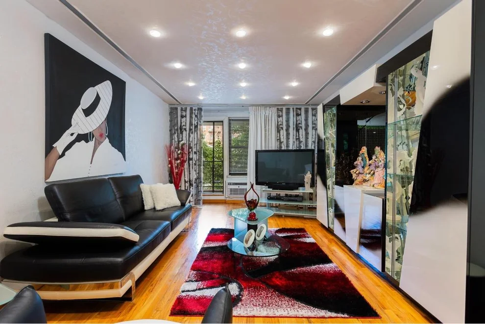 Unit for sale at 515 E 7TH Street, Brooklyn, NY 11218