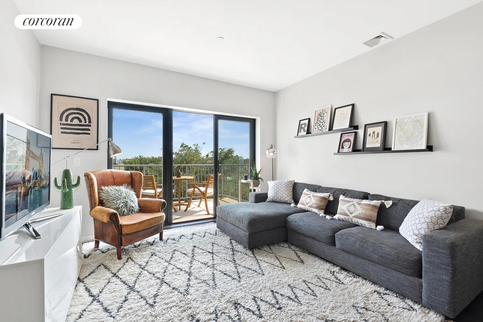 Unit for sale at 164 NORMAN Avenue, Brooklyn, NY 11222