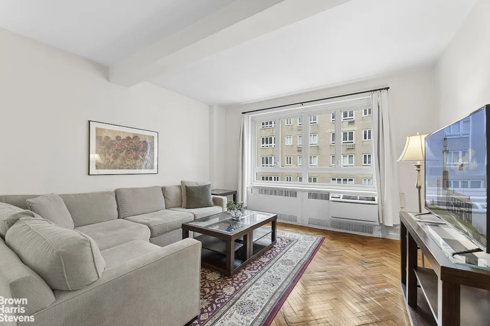 Unit for sale at 333 W 57TH Street, Manhattan, NY 10019