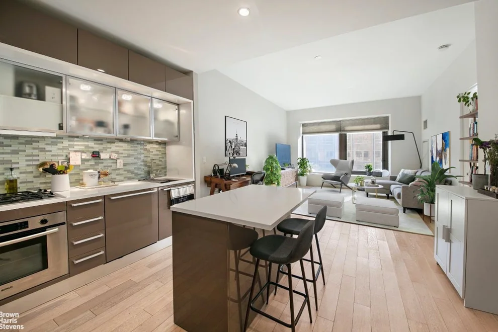 Unit for sale at 75 WALL Street, Manhattan, NY 10005