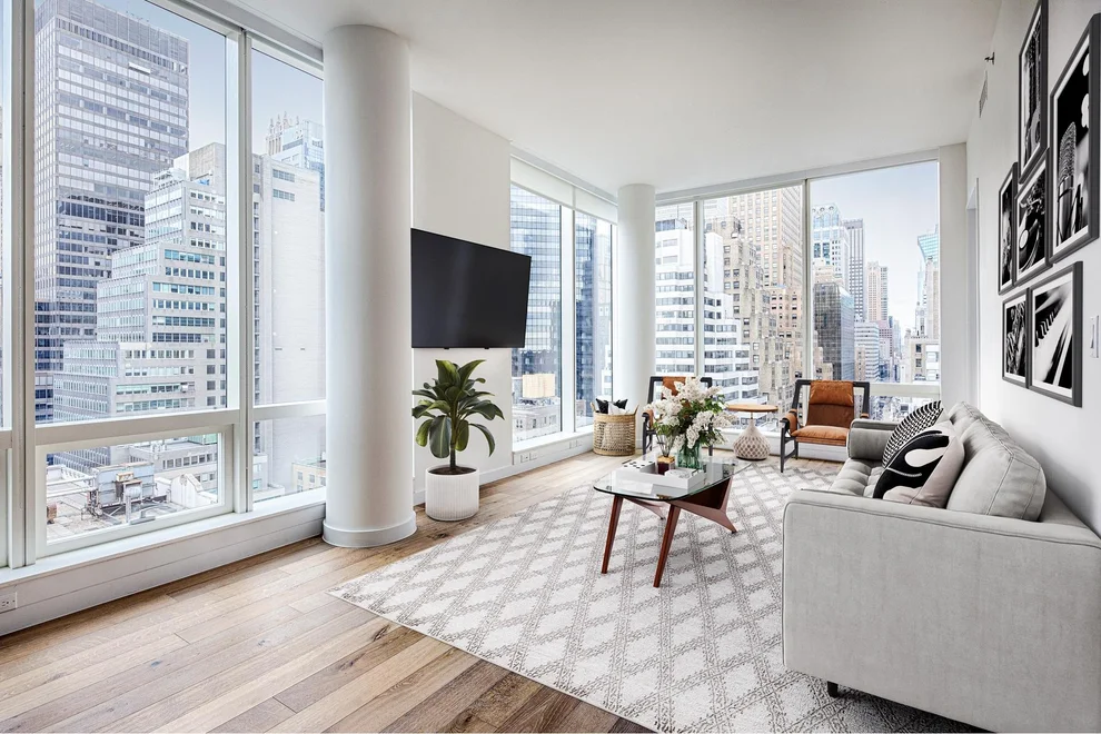Unit for sale at 325 LEXINGTON Avenue, Manhattan, NY 10016