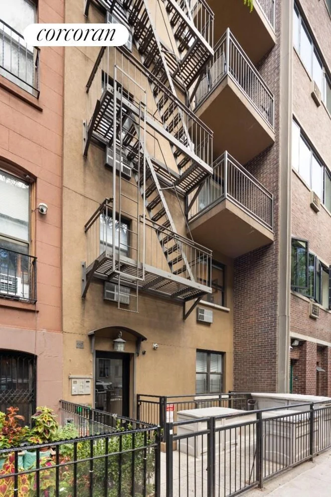 Unit for sale at 447 W 47TH Street, Manhattan, NY 10036
