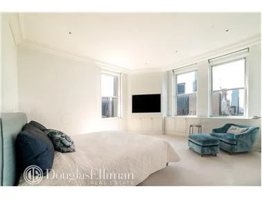 Unit for sale at 781 5th Avenue, Manhattan, NY 10022