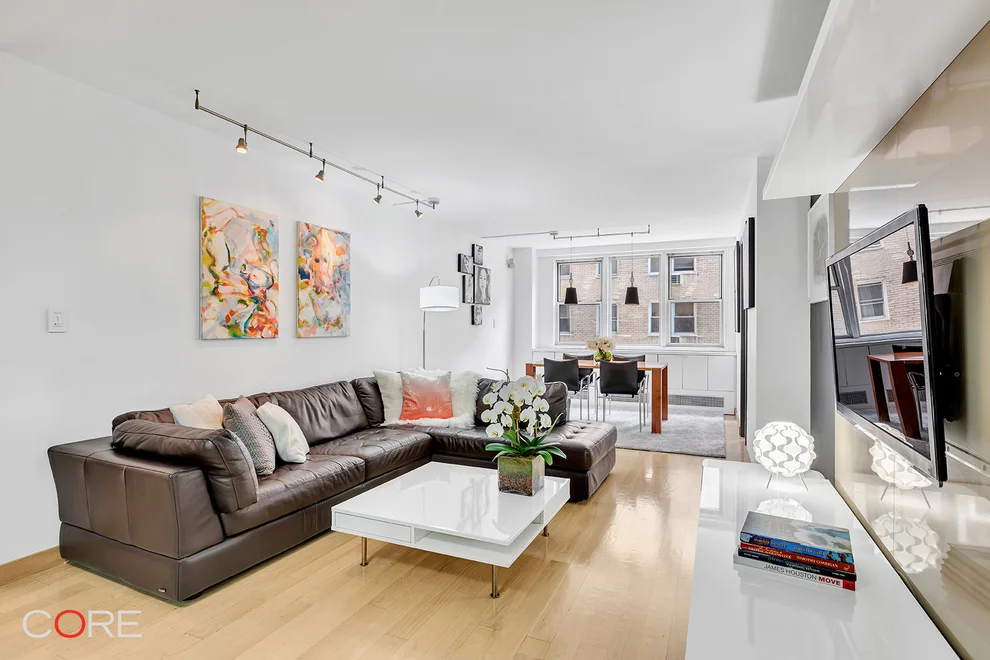 Unit for sale at 215 E 80TH Street, Manhattan, NY 10075