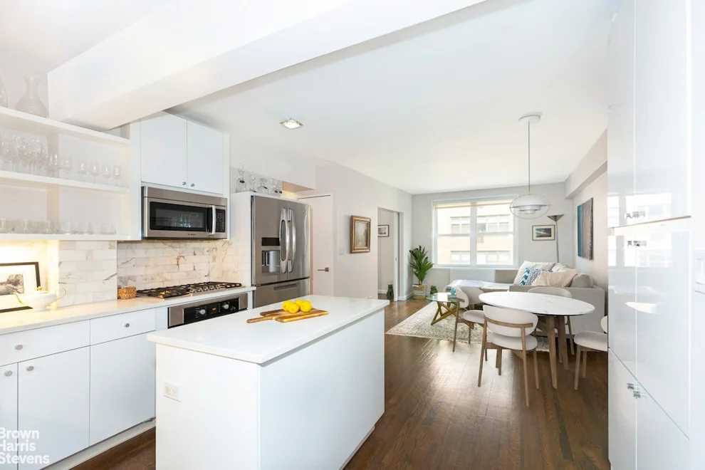 Unit for sale at 60 E 9TH Street, Manhattan, NY 10003