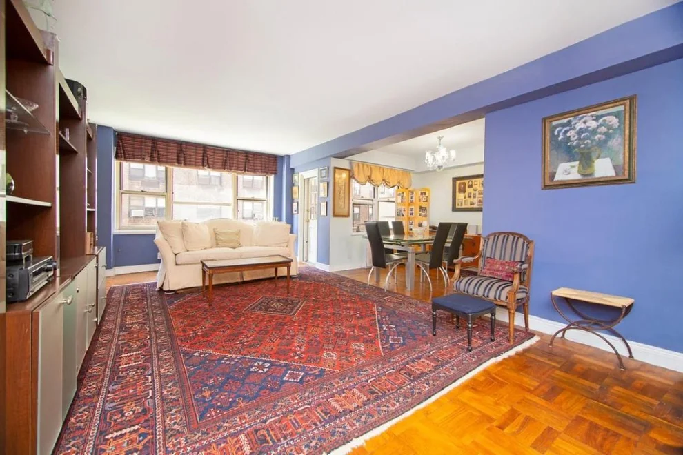 Unit for sale at 415 E 52nd Street, Manhattan, NY 10022