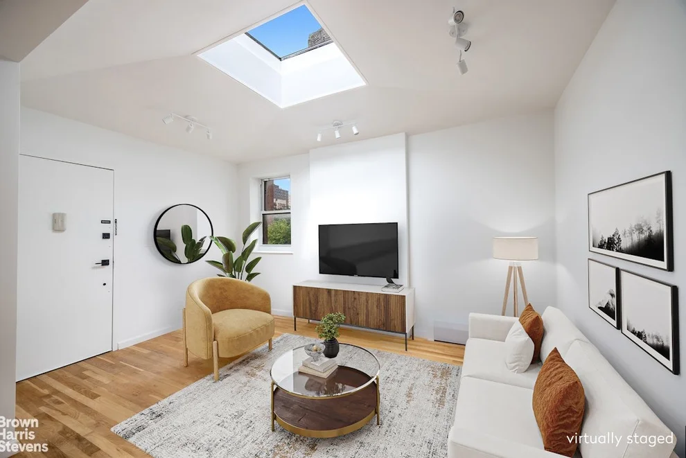 Unit for sale at 165 W 95TH Street, Manhattan, NY 10025