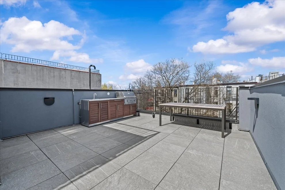 Unit for sale at 147 LUQUER Street, Brooklyn, NY 11231