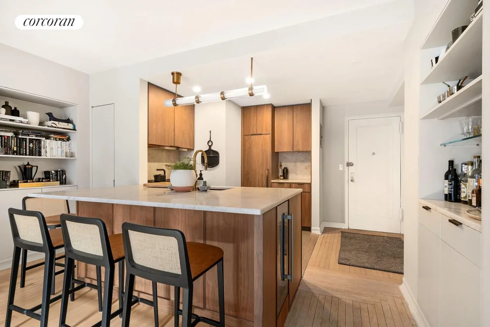 Unit for sale at 470 W 24TH Street, Manhattan, NY 10011