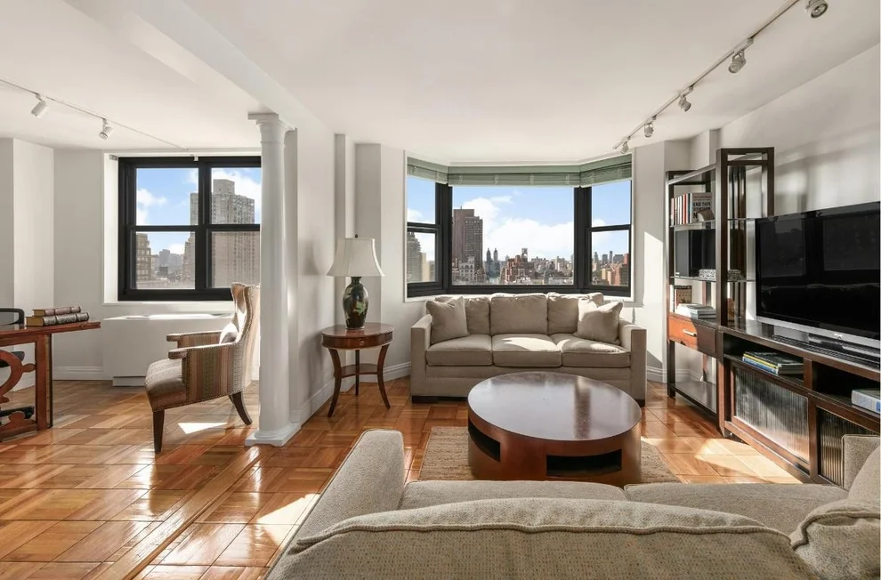 Unit for sale at 200 E 90TH Street, Manhattan, NY 10128