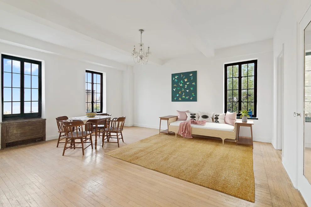 Unit for sale at 201 W 16TH Street, Manhattan, NY 10011