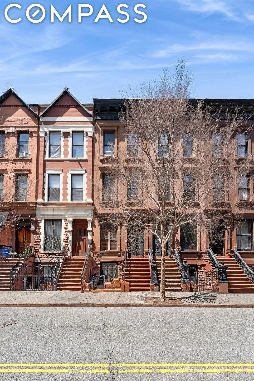 Unit for sale at 491 Manhattan Avenue, Manhattan, NY 10027