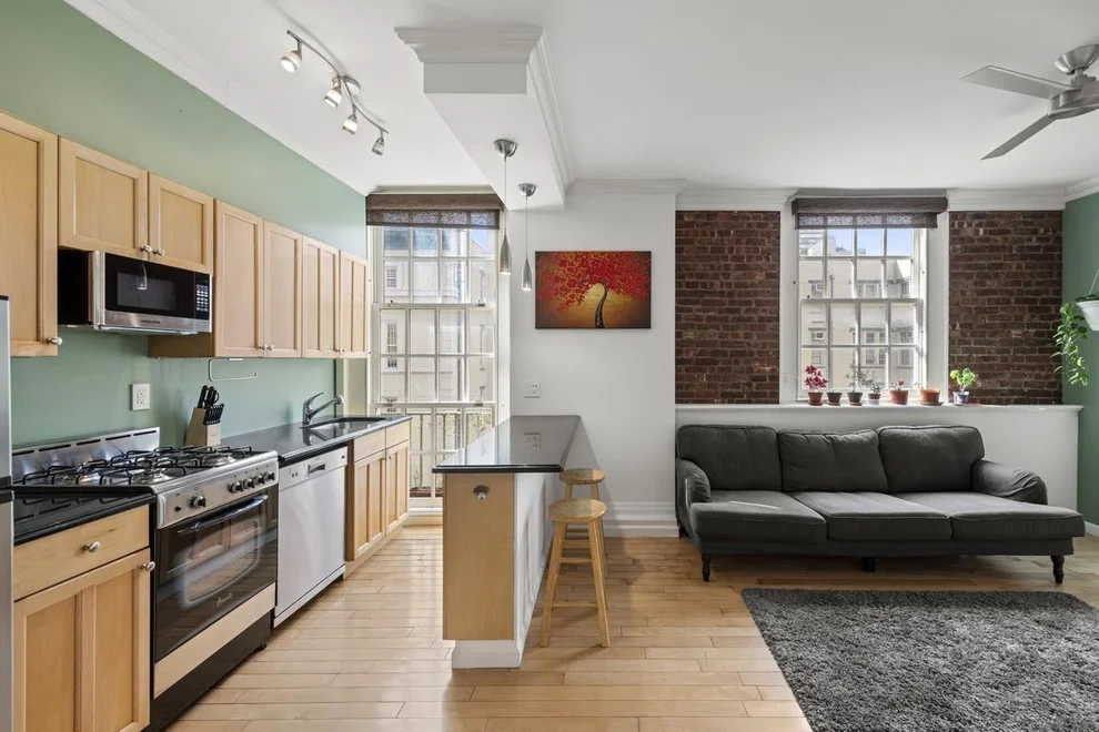 Unit for sale at 509 E 77th Street, Manhattan, NY 10075