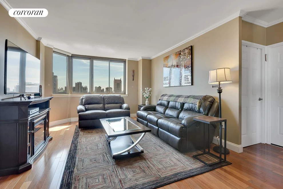 Unit for sale at 280 Park Avenue S, Manhattan, NY 10010