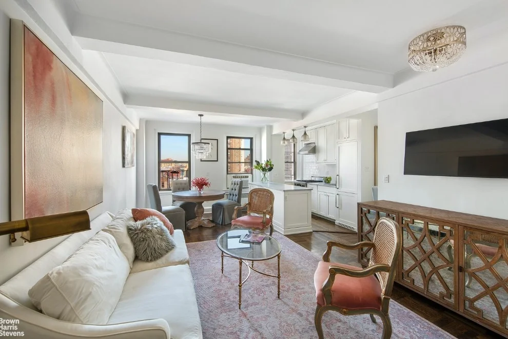 Unit for sale at 136 WAVERLY Place, Manhattan, NY 10014