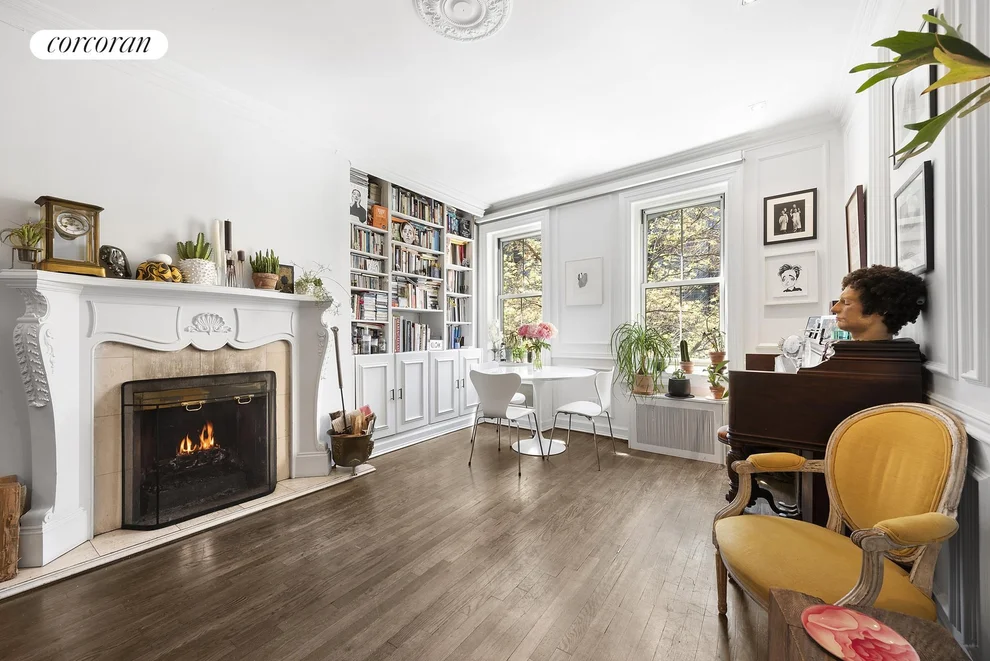 Unit for sale at 92 HORATIO Street, Manhattan, NY 10014
