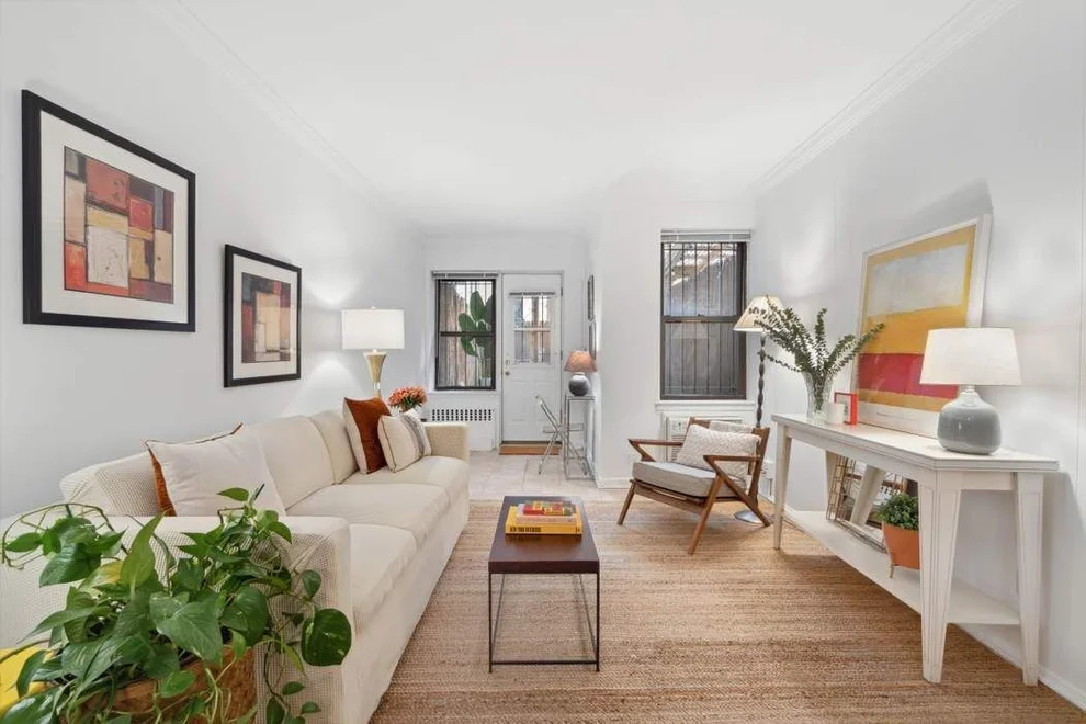 Unit for sale at 311 E 84th Street, Manhattan, NY 10028
