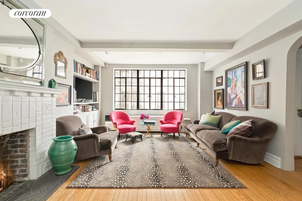 Unit for sale at 61 W 9TH Street, Manhattan, NY 10011