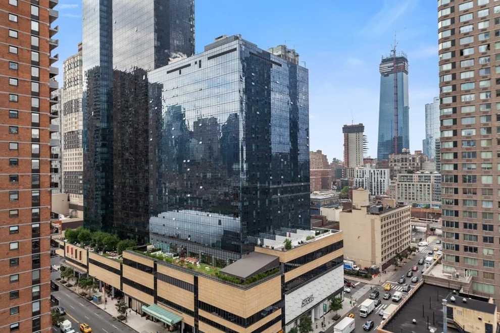 Unit for sale at 500 W 43rd Street, Manhattan, NY 10036