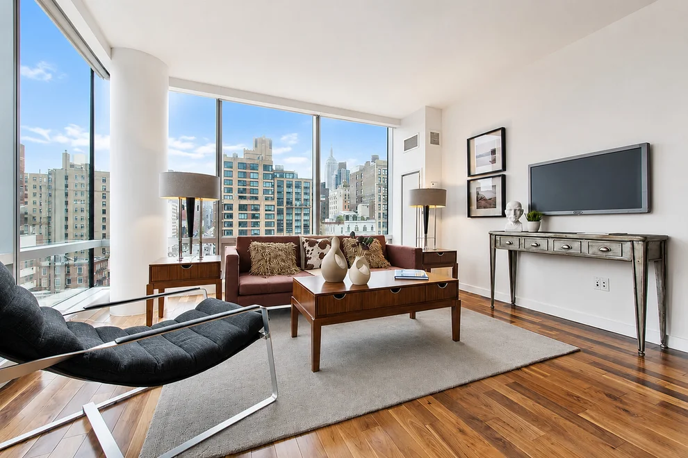 Unit for sale at 166 W 18TH Street, Manhattan, NY 10011