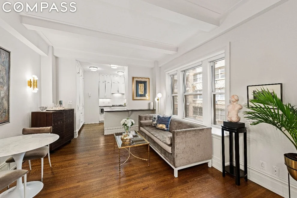 Unit for sale at 215 W 88th Street, Manhattan, NY 10024