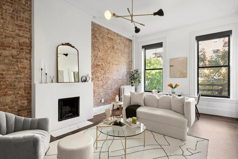 Unit for sale at 148 W 16TH Street, Manhattan, NY 10011