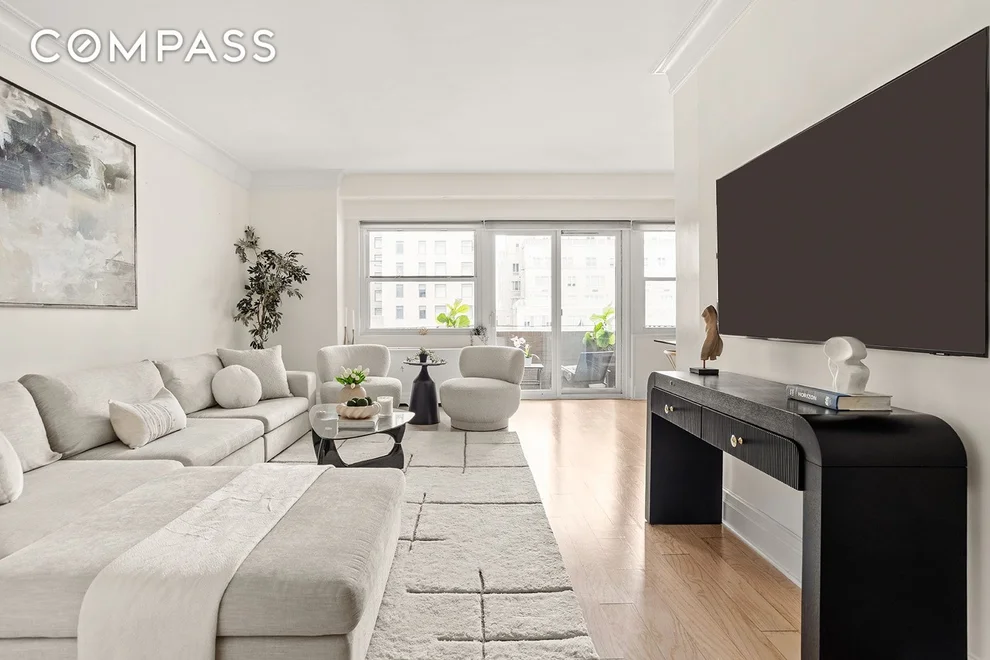 Unit for sale at 58 W 58th Street, Manhattan, NY 10019