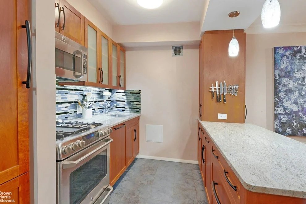 Unit for sale at 11 RIVERSIDE Drive, Manhattan, NY 10023