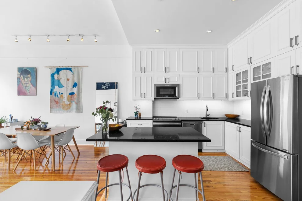 Unit for sale at 54 W 74TH Street, Manhattan, NY 10023