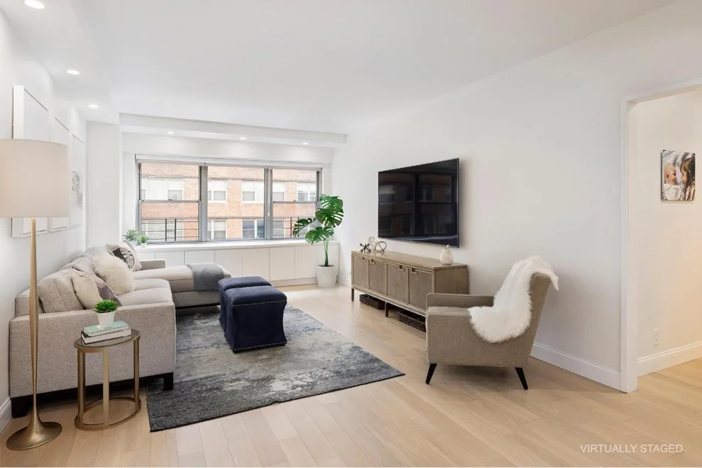 Unit for sale at 10 W 15TH Street, Manhattan, NY 10011