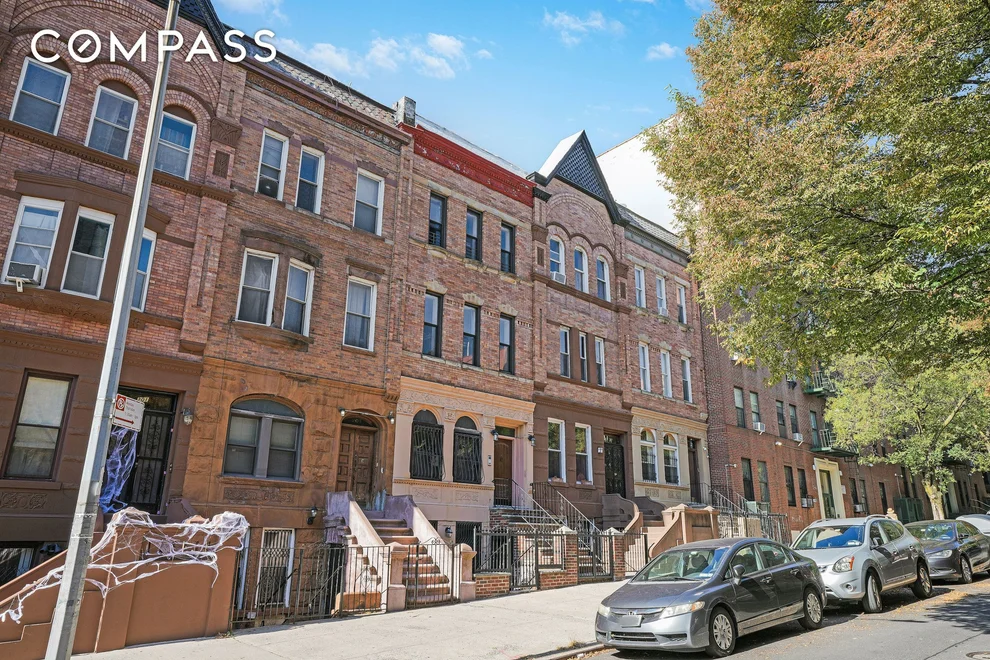 Unit for sale at 205 Edgecombe Avenue, Manhattan, NY 10030