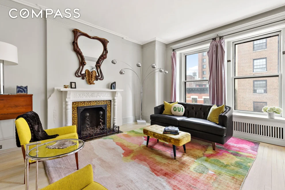 Unit for sale at 39 1/2 Washington Square S, Manhattan, NY 10012